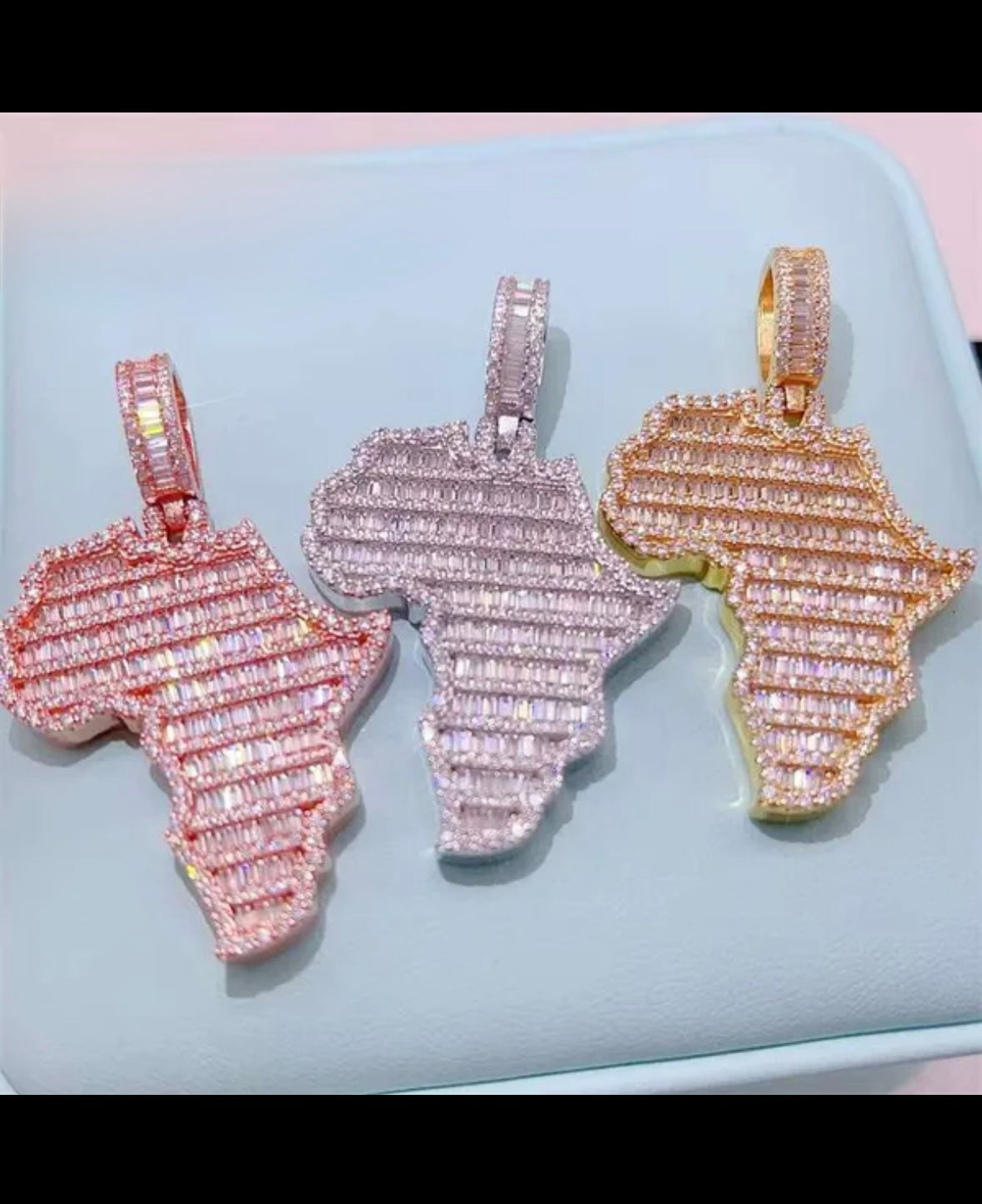 Africa VVS Pendant