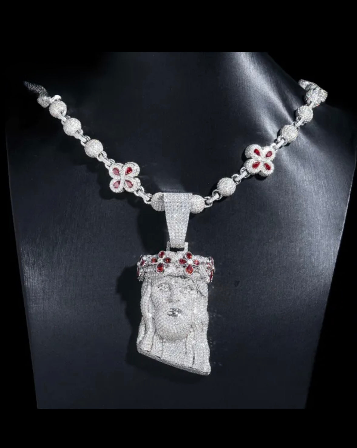 Custom Luxury VVS Jesus Piece
