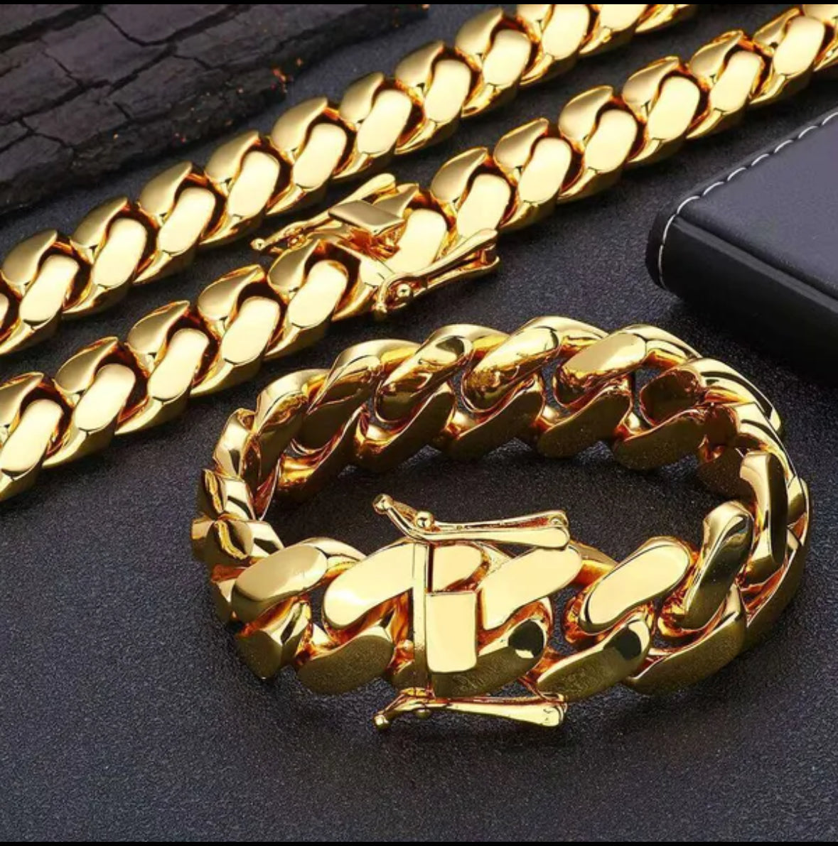 Everyday 18k 15mm Cuban Gold Chain