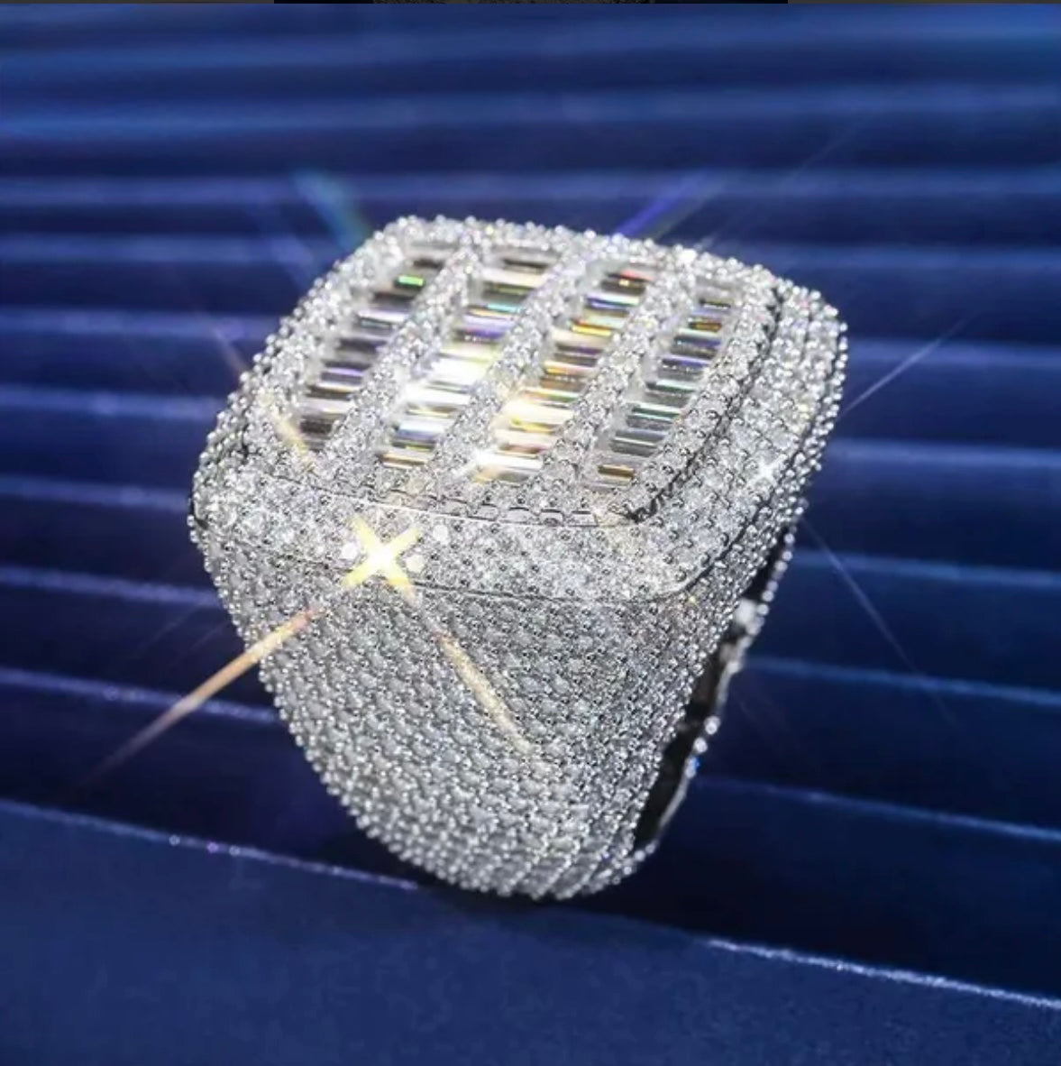 VVS Square Layered Ring