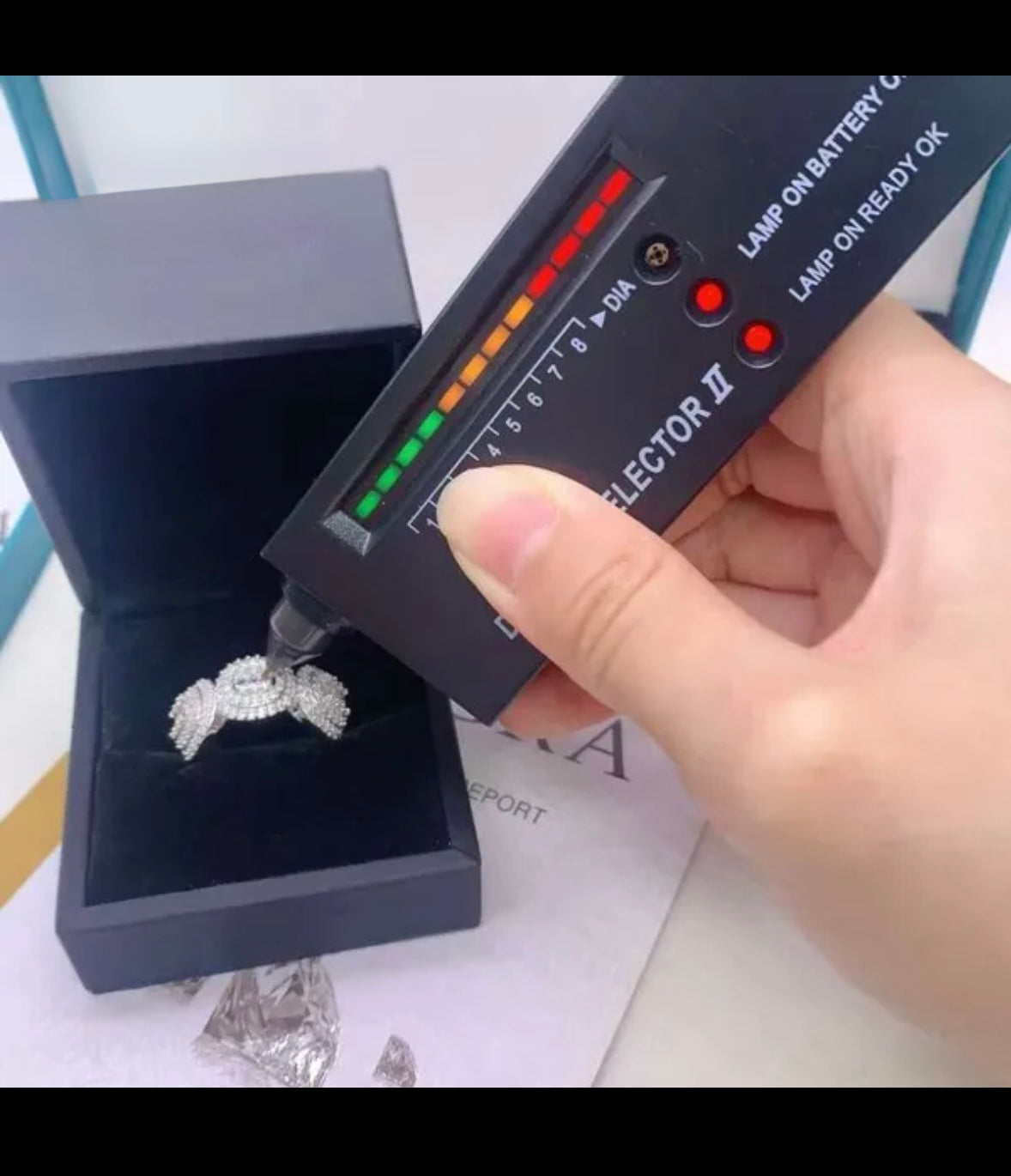 Three Headed VVS Ring